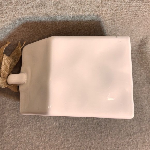 RAE DUNN Mama Bird White Birdhouse NEW With Tag - Picture 4 of 8